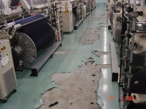 2004-senesi-tekstil-fabrikasi-zemin-kaldirilmasi-ve-stonhard-stonclad-uygulamasi-5